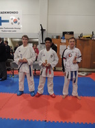 Miska pronssia kumiten alle 61 kiloisten sarjassa