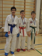 Kumite ylemmät vyöt